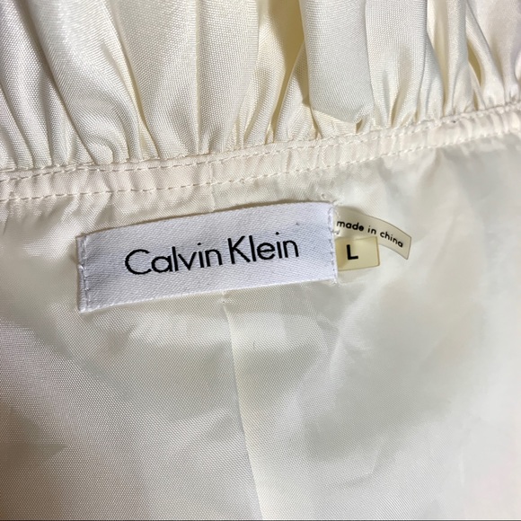 Gorgeous Calvin Klein Top - Picture 6 of 7
